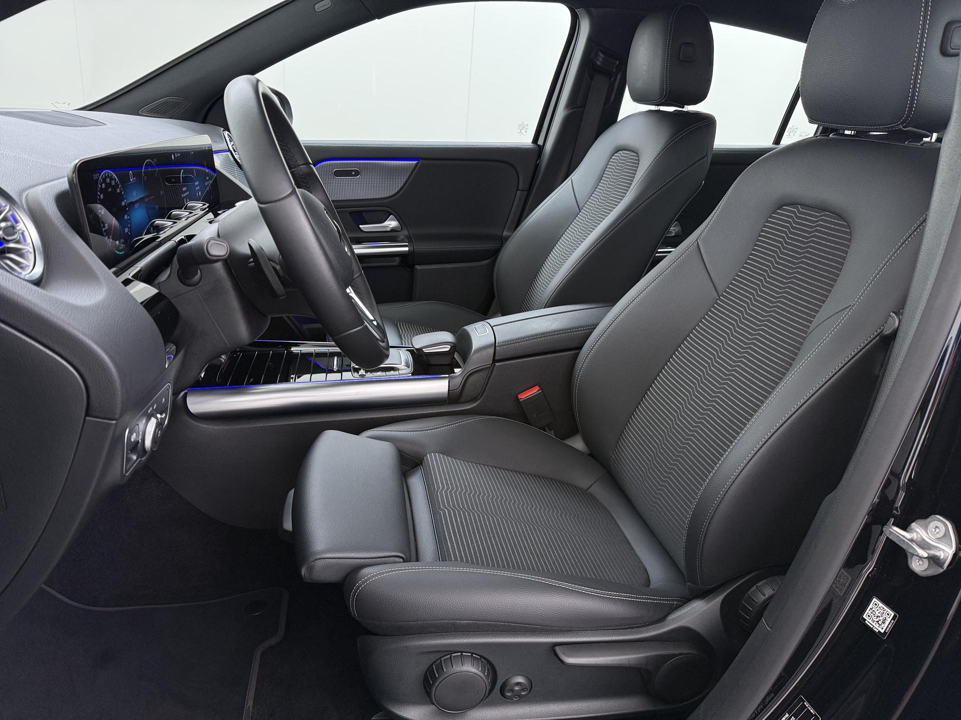Mercedes-Benz EQA 250 Luxury Business Solution 67 kWh Accu - Afbeelding 4