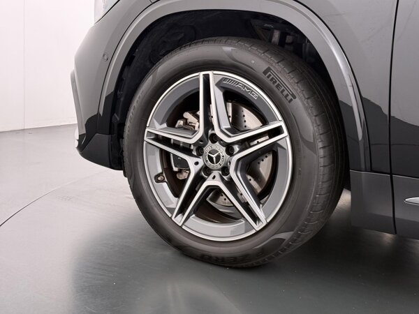 19" vijfdubbelspaaks AMG velgen 19" vijfdubbelspaaks AMG velgen