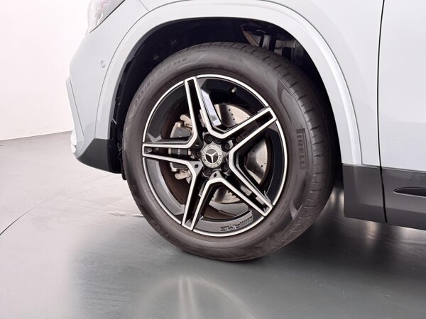 19'' 5 dubbelspaaks lichtmetalen AMG-velgen