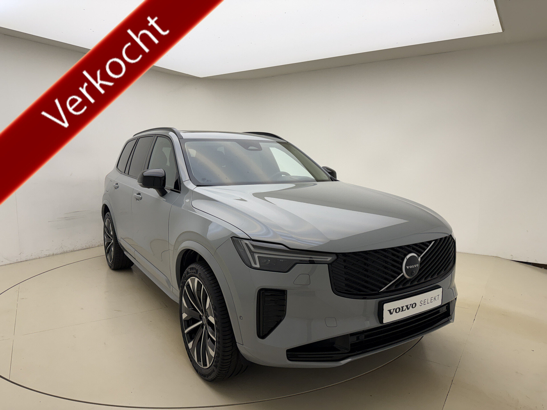 Volvo XC90 T8 455pk AWD Ultra Dark / €12.500,- voordeel korting