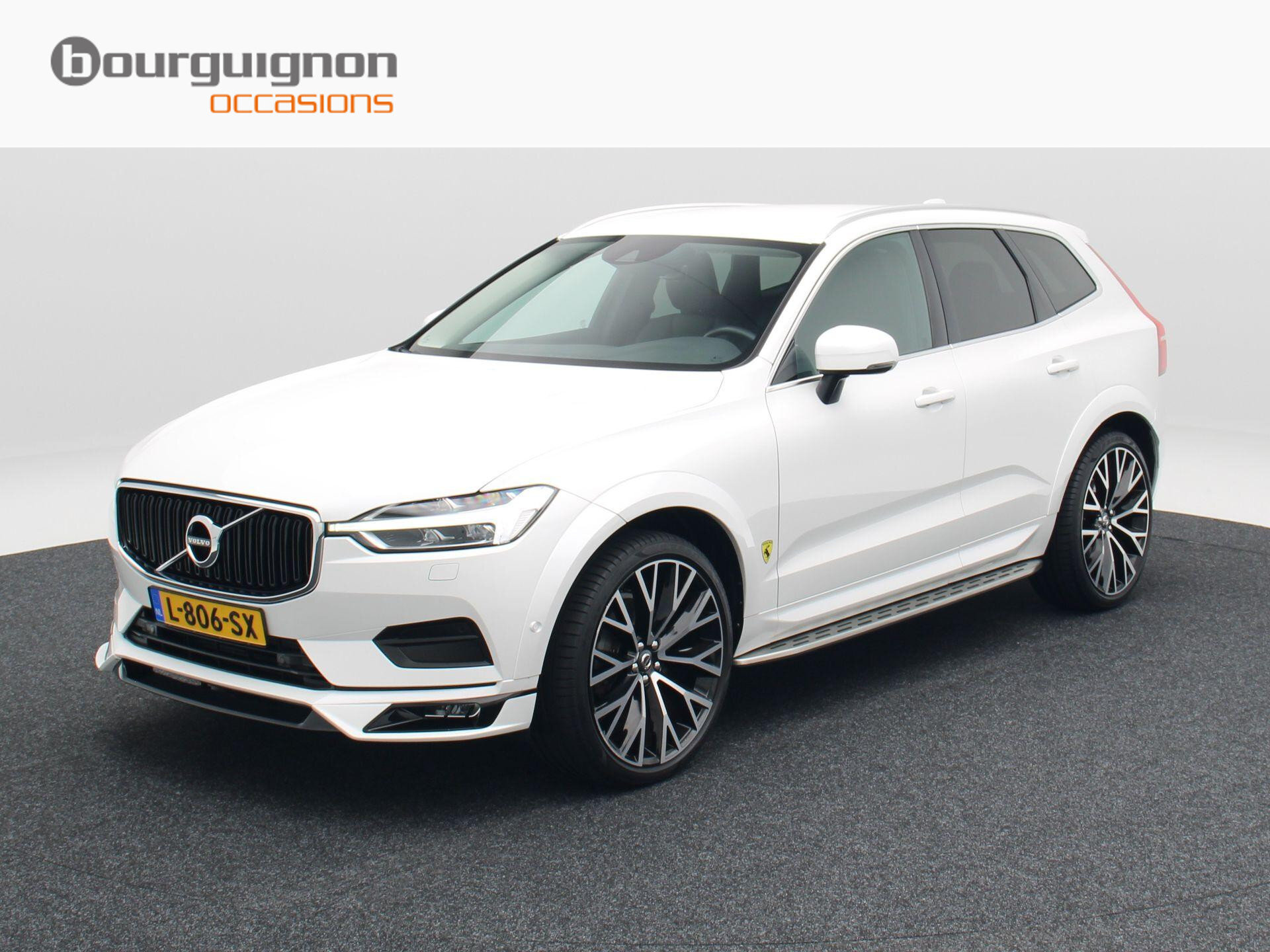 Volvo XC60 2.0 B5 250 Pk AWD Momentum Business