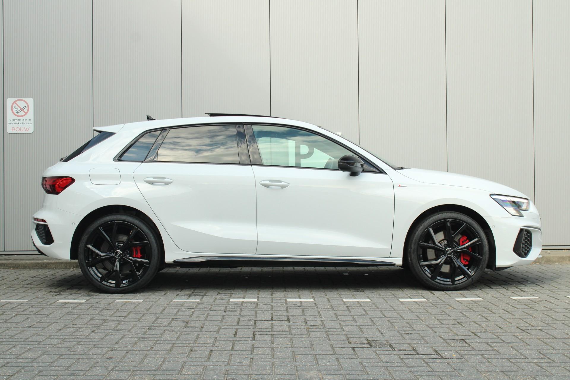 Audi A3 Sportback 45 TFSI e 245pk S Edition Competition - Afbeelding 3