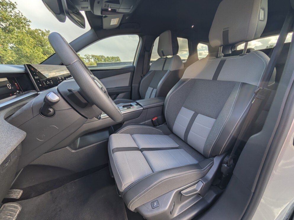 Opel Grandland X 145PK Hybrid MHEV | Navi | ACC | Climate | Stoelverw. | LED | Cruise | Camera 360º - Afbeelding 4