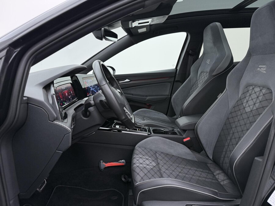 Volkswagen Golf Variant 1.5 eTSI R-Line Business