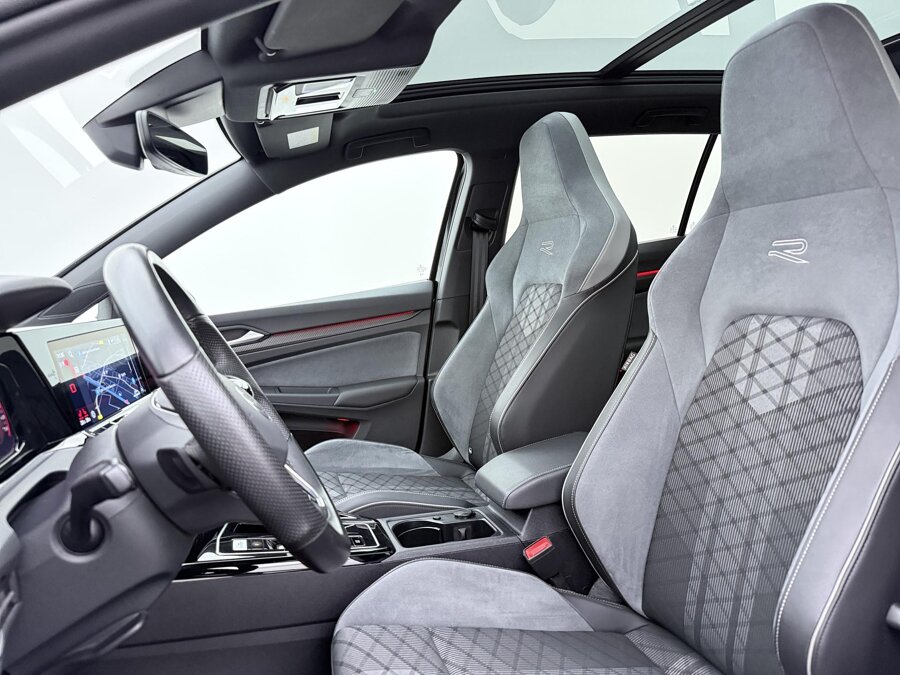Volkswagen Golf Variant 1.5 eTSI R-Line Business