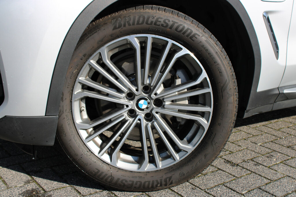 BMW X3 4