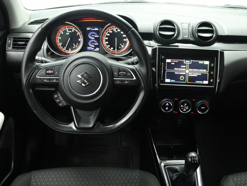 Suzuki Swift 1.0 Stijl Smart Hybrid | Navigatie | Camera | Cruise control | Stoelverwarming - Afbeelding 3