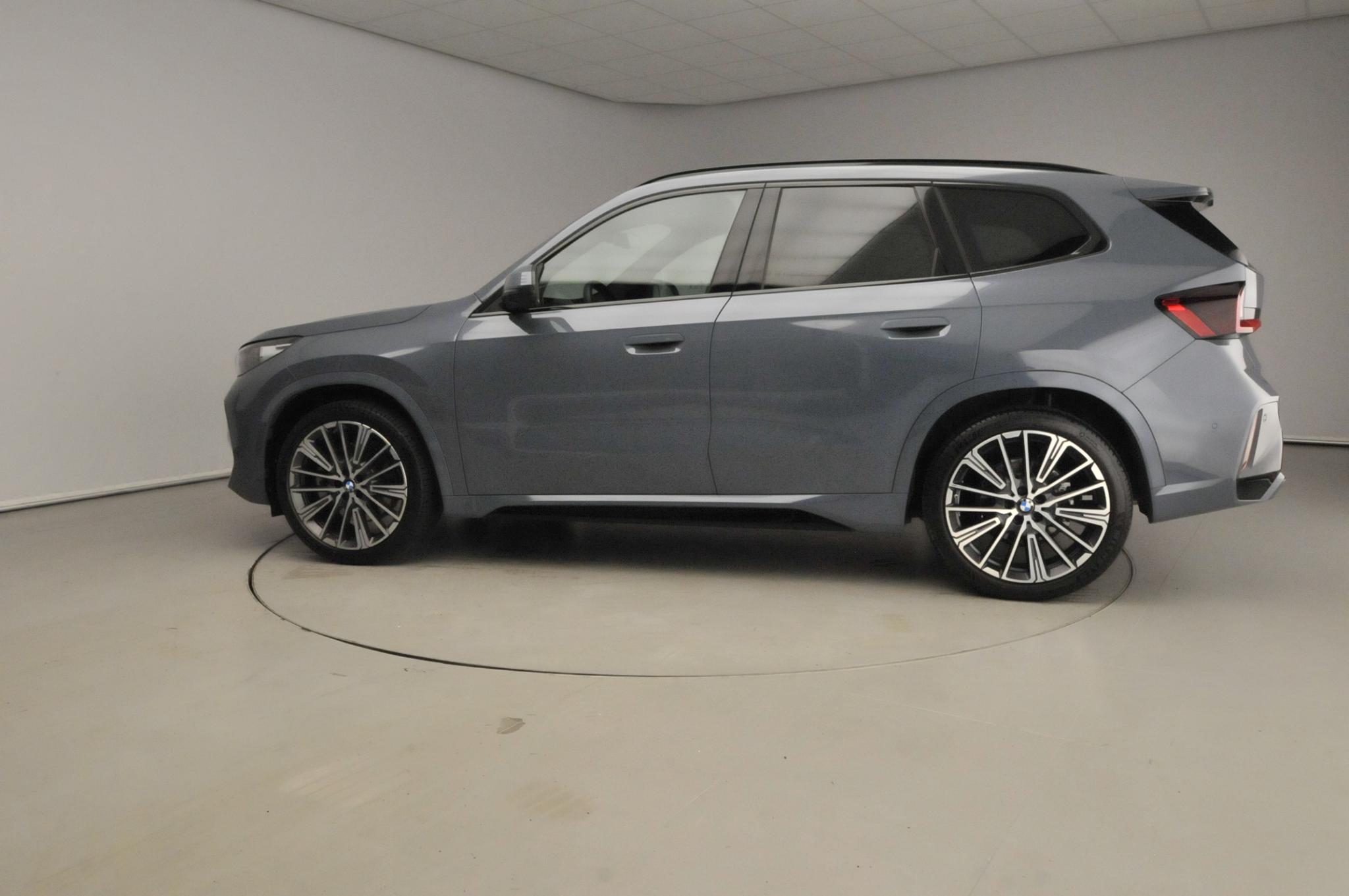 BMW X1 xDrive23i - Afbeelding 3