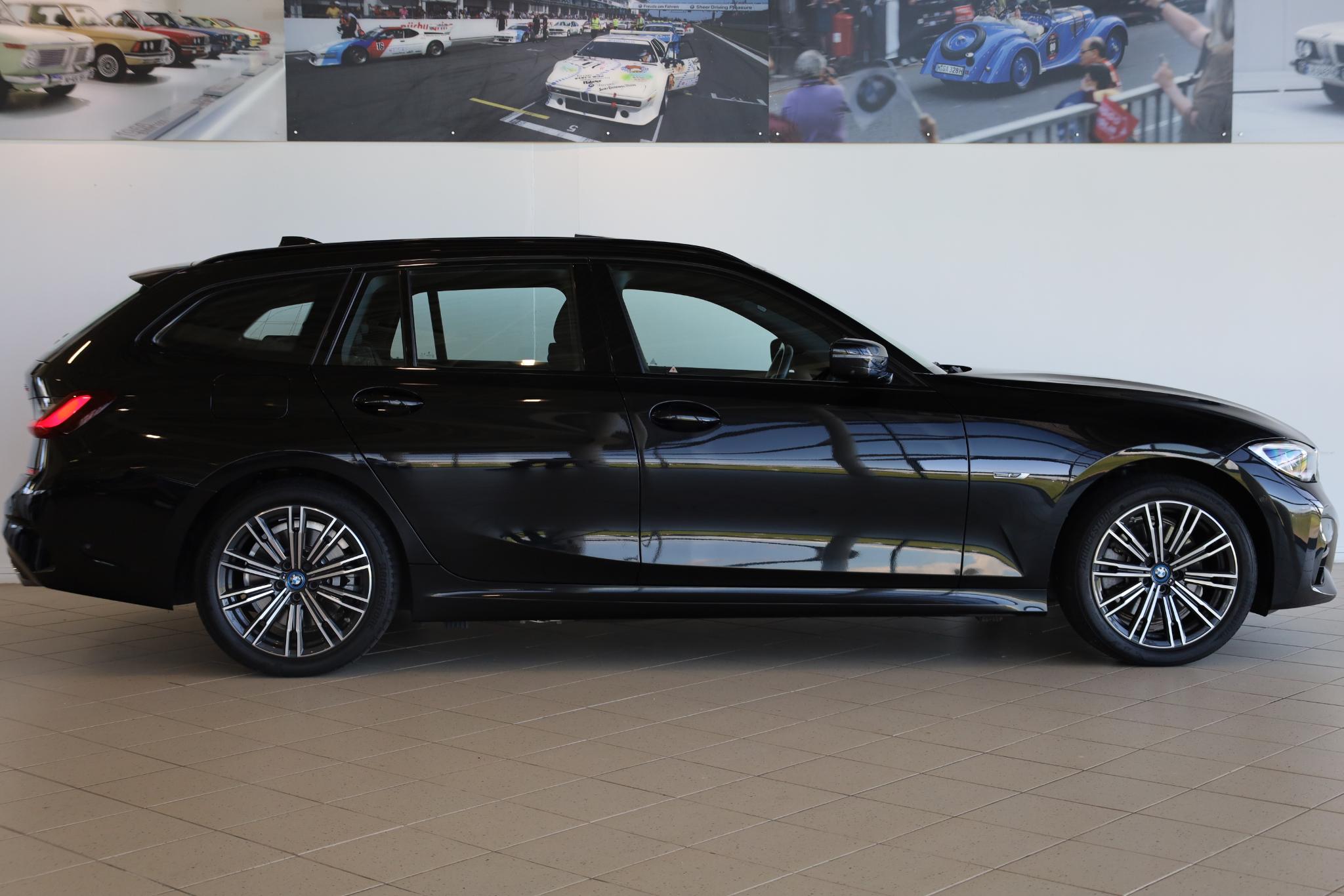 BMW 3 Serie Touring 320e xDrive Business Edition Plus - Afbeelding 3