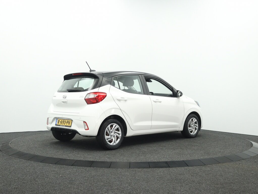 Hyundai i10 1.0 Comfort | All season | Carplay Navigatie | Stoelverwarming - Afbeelding 2