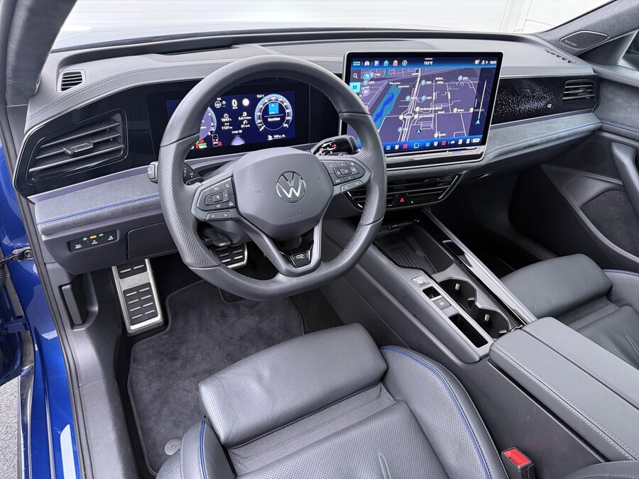 Volkswagen Passat Variant 1.5 eHybrid R-Line 272 PK