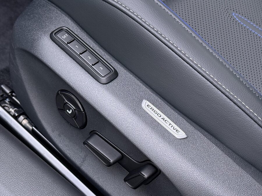 Volkswagen Passat Variant 1.5 eHybrid R-Line 272 PK
