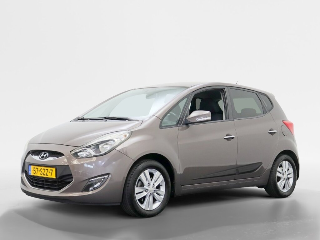 Hyundai ix20 1.4i i-Vision | Trekhaak | Parrot 3200 LS |