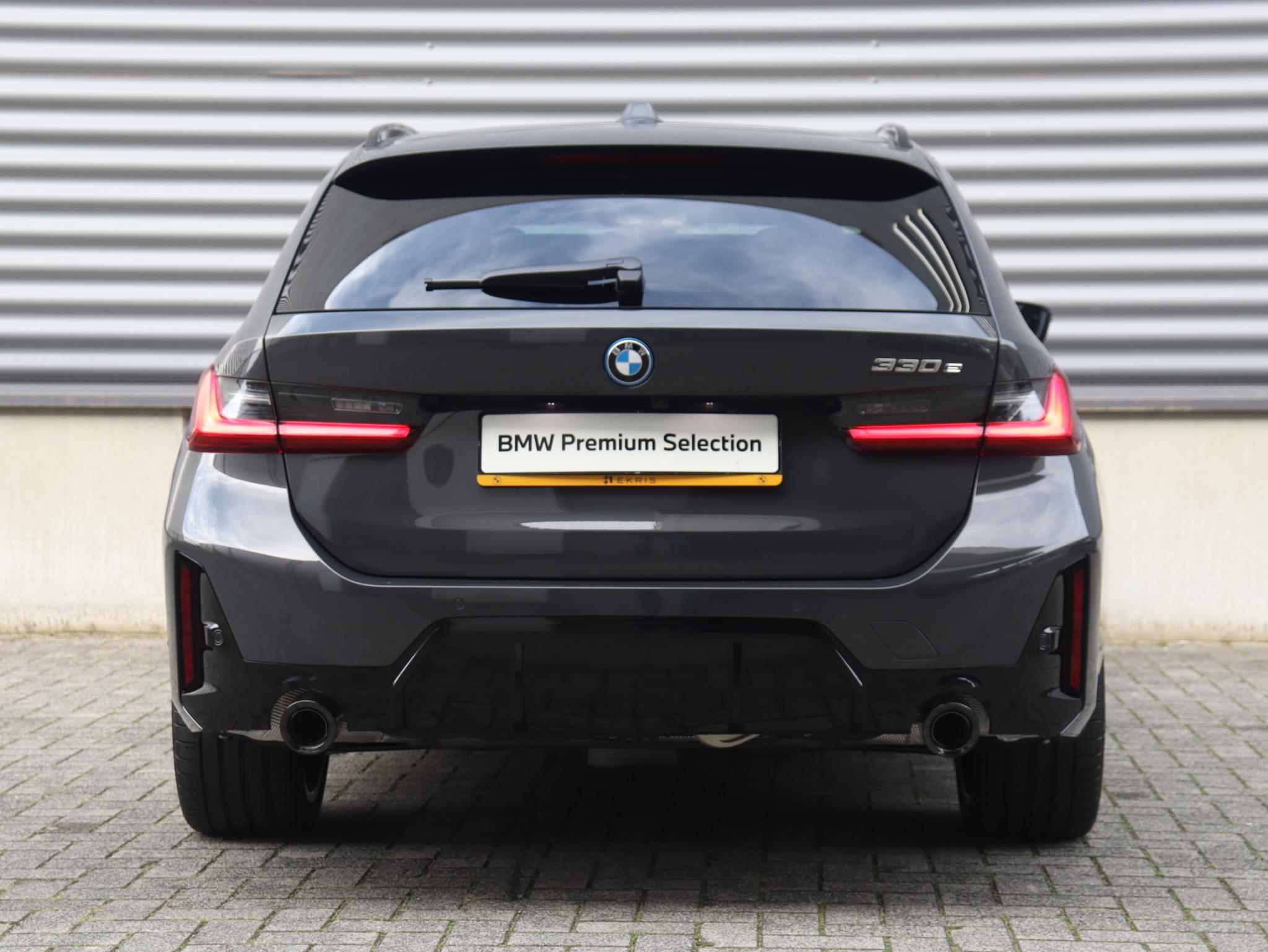 BMW 3 Serie Touring 330e - Afbeelding 4