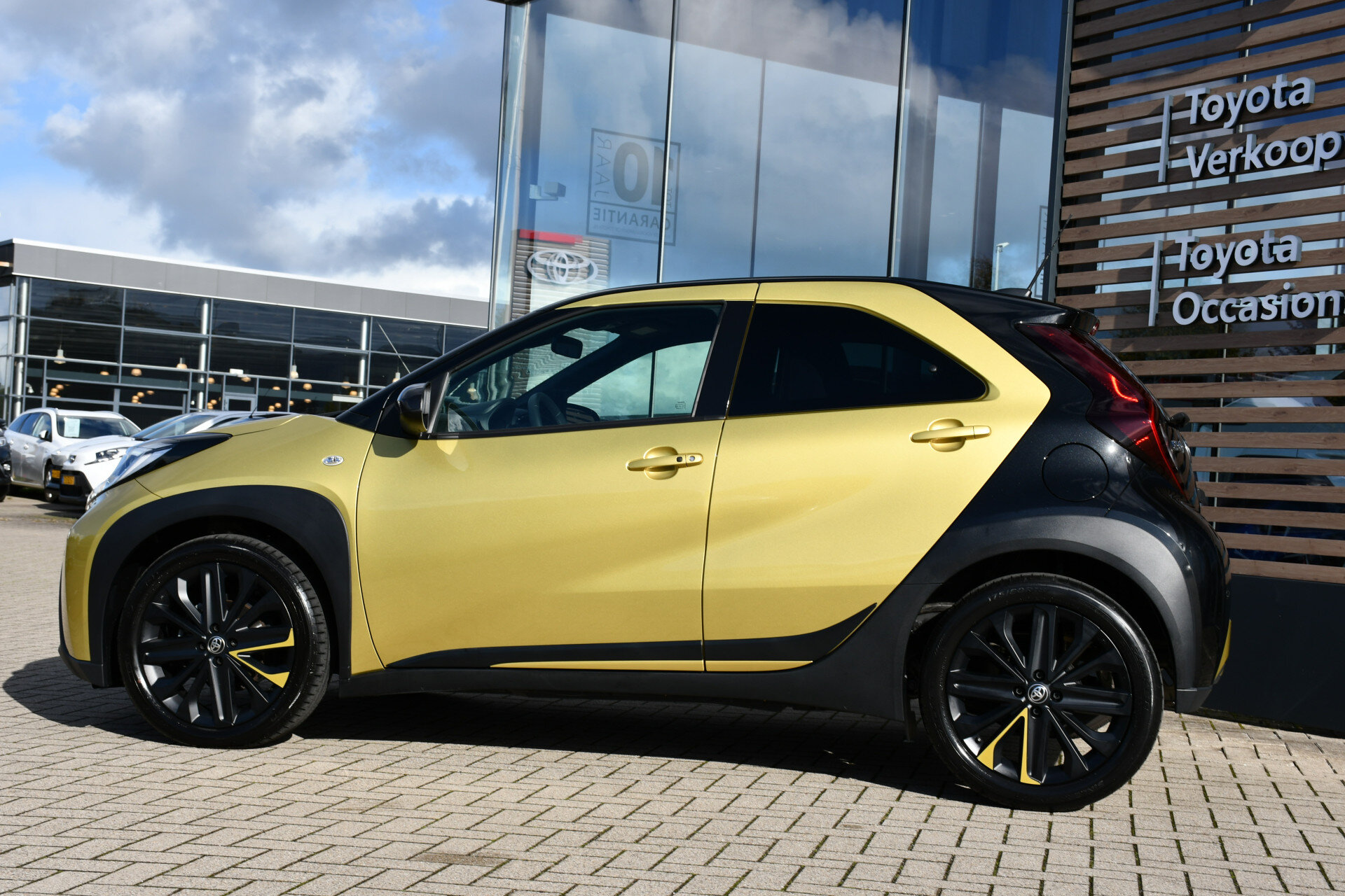 Toyota Aygo X 1.0 VVT-i S-CVT Premium Automaat 72pk - Afbeelding 5