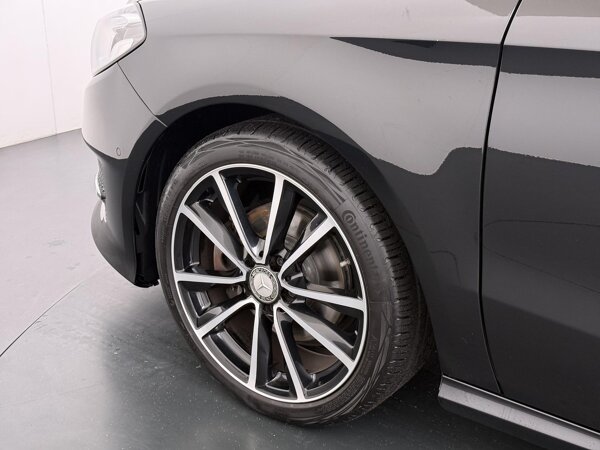 17 inch tienspaaks lichtmetalen velgen, 205/50 (Electric Drive)