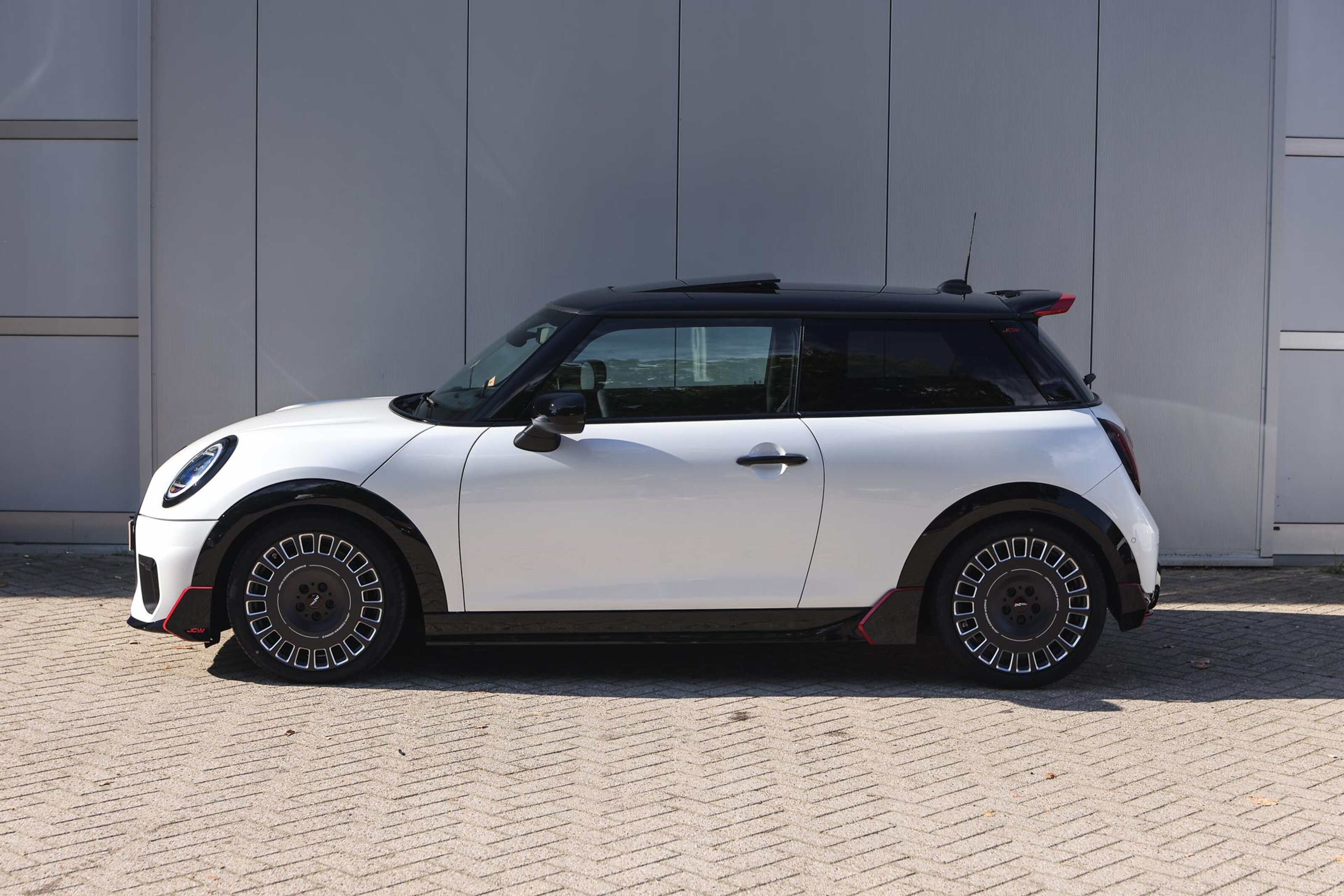 MINI 5-Deurs 8
