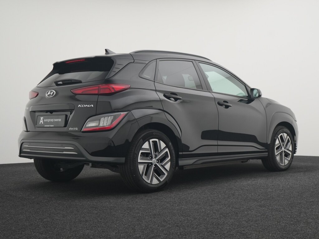 Hyundai Kona EV Comfort 39 kWh | Warmtepomp | Camera | Stoel-stuurverwarming - Afbeelding 2