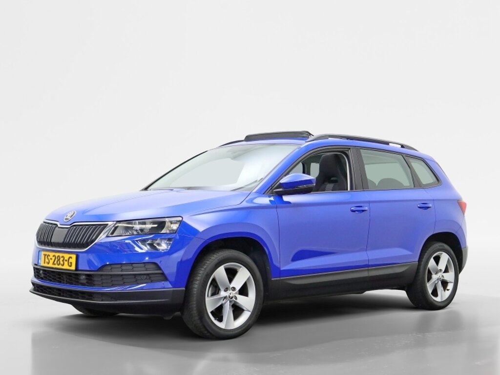 Škoda Karoq 1.5 TSI ACT Ambition Business | Trekhaak | Camera | All-seasonbanden