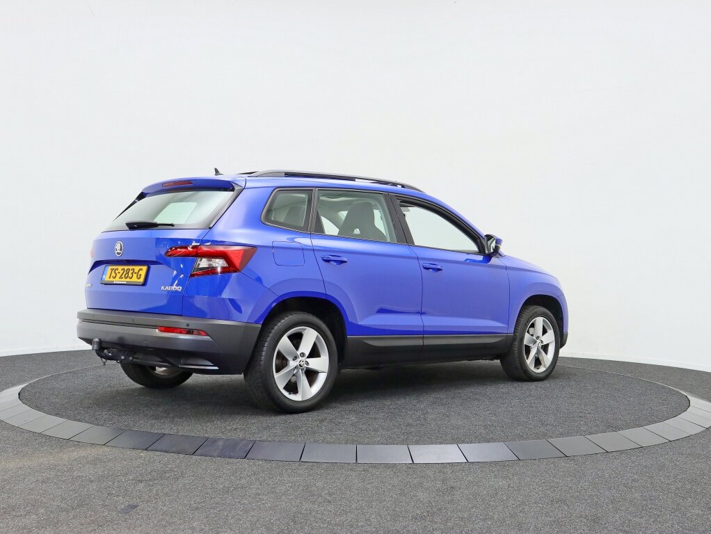 Škoda Karoq 1.5 TSI ACT Ambition Business | Trekhaak | Camera | All-seasonbanden - Afbeelding 2