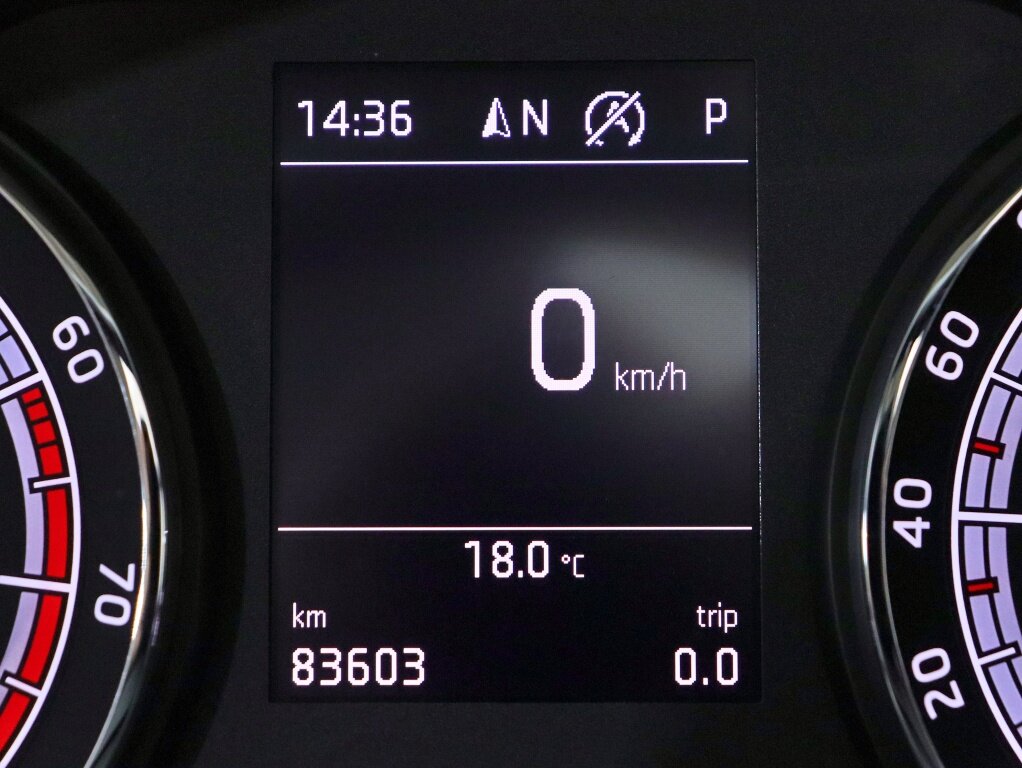 Škoda Karoq 1.5 TSI ACT Ambition Business | Trekhaak | Camera | All-seasonbanden - Afbeelding 4