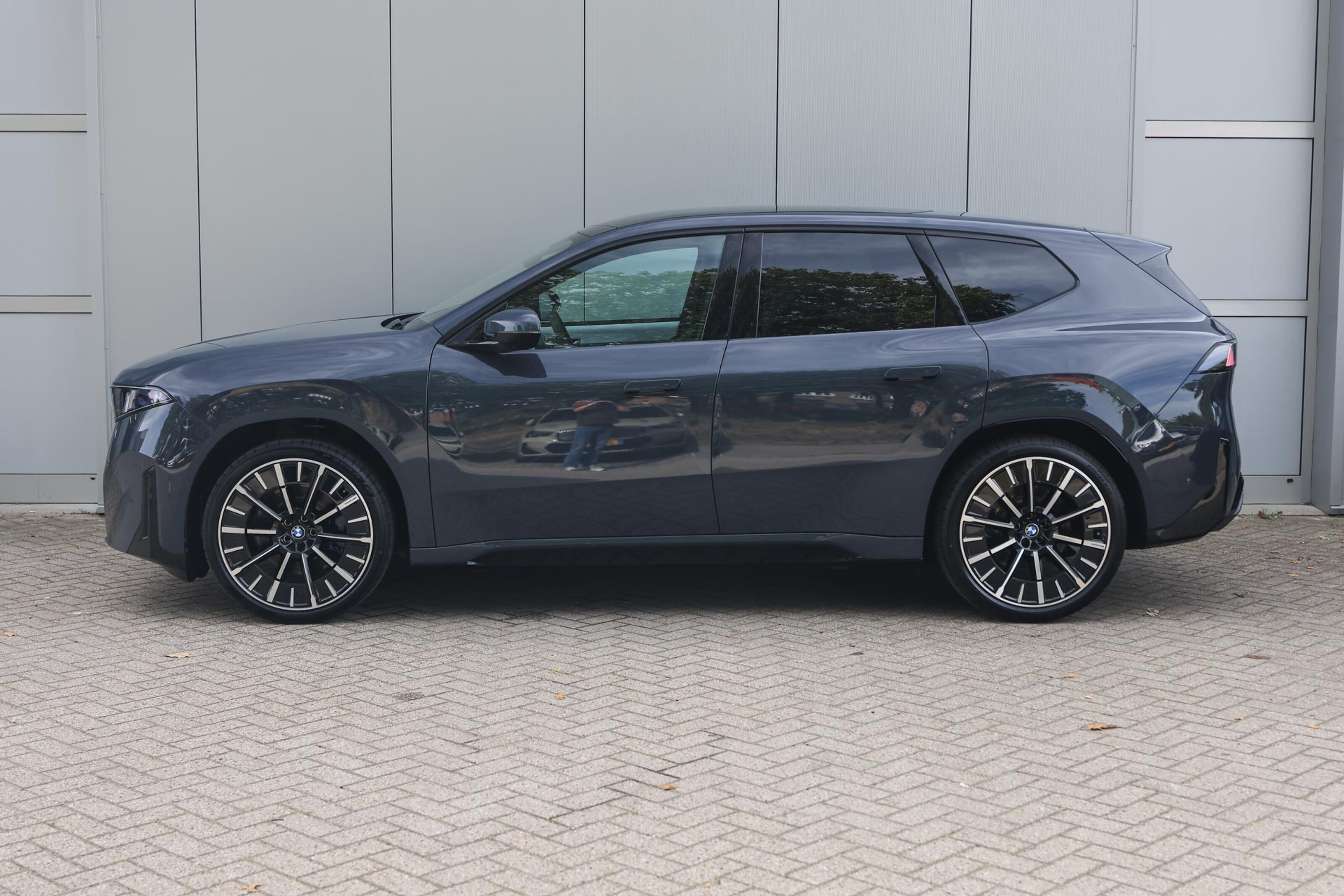 BMW iX3 7