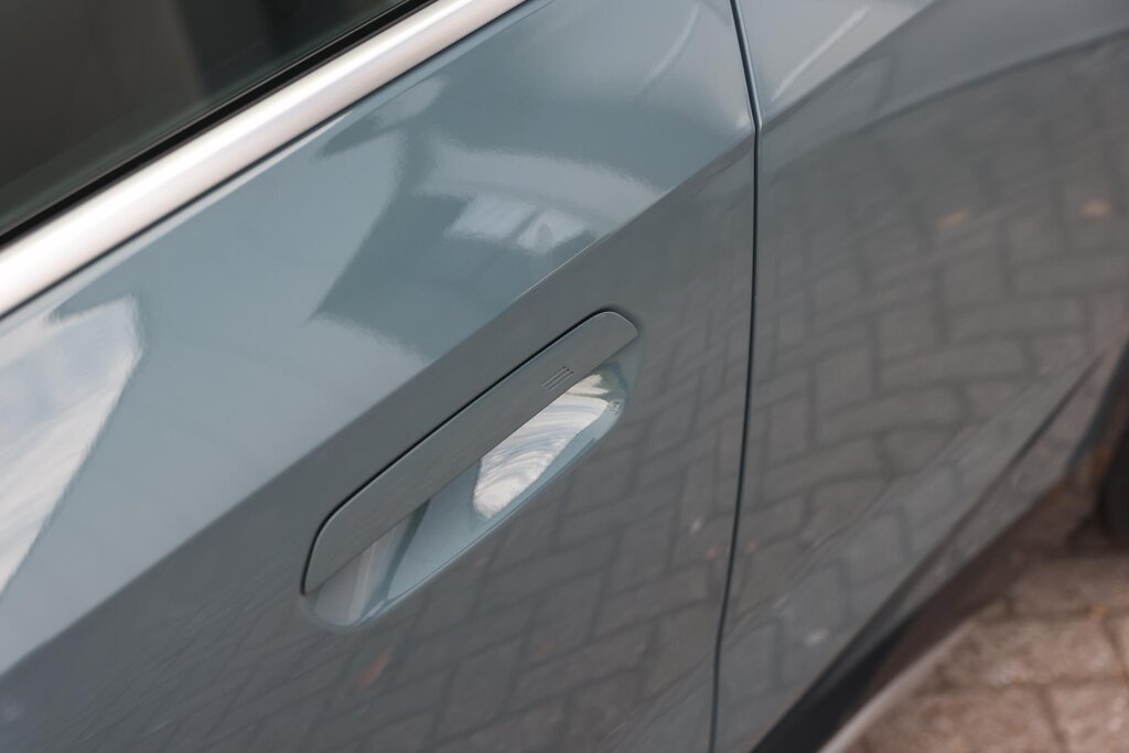 BMW iX1 28