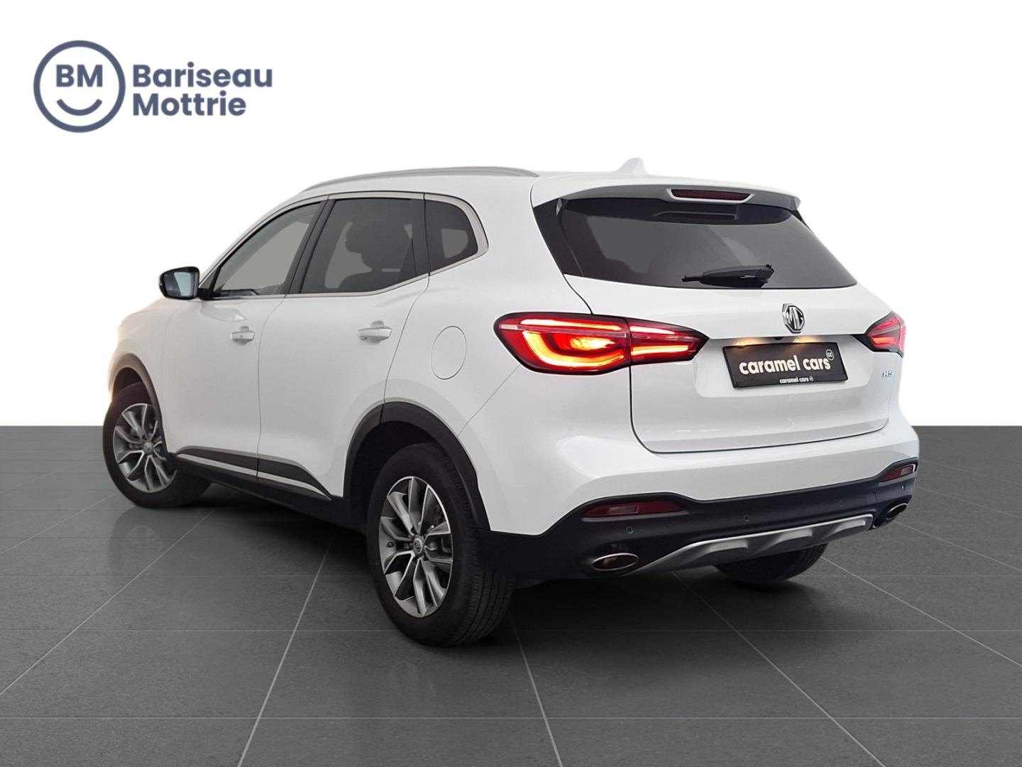 MG HS LUXURY AUTOMAAT *LEDER*CAMERA ACHTER*SENSOREN*ZETELVERWARMING*CARPLAY*DAB*GPS*KLIMAATREGELING* - Afbeelding 4