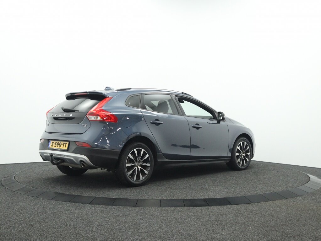 Volvo V40 Cross Country 1.5 T3 Summum Automaat | Trekhaak | All season | Navigatie | Camera - Afbeelding 2