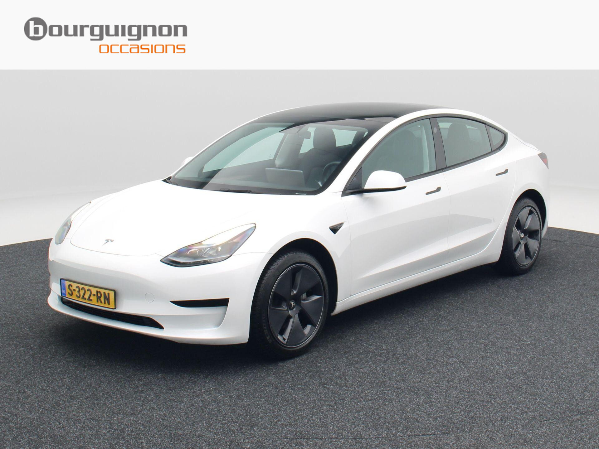 Tesla Model 3 Standard RWD Plus 60 kWh 238 Pk