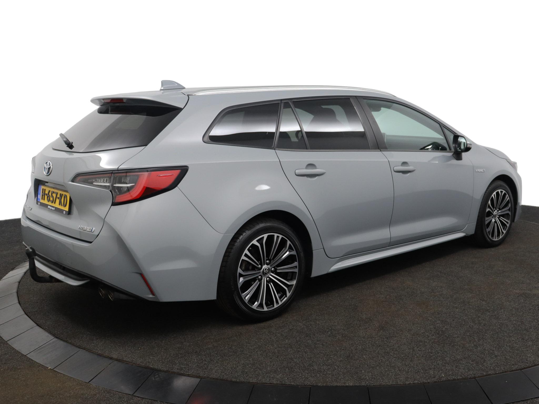 Toyota Corolla Touring Sports 2.0 Hybrid Dynamic - Afbeelding 2