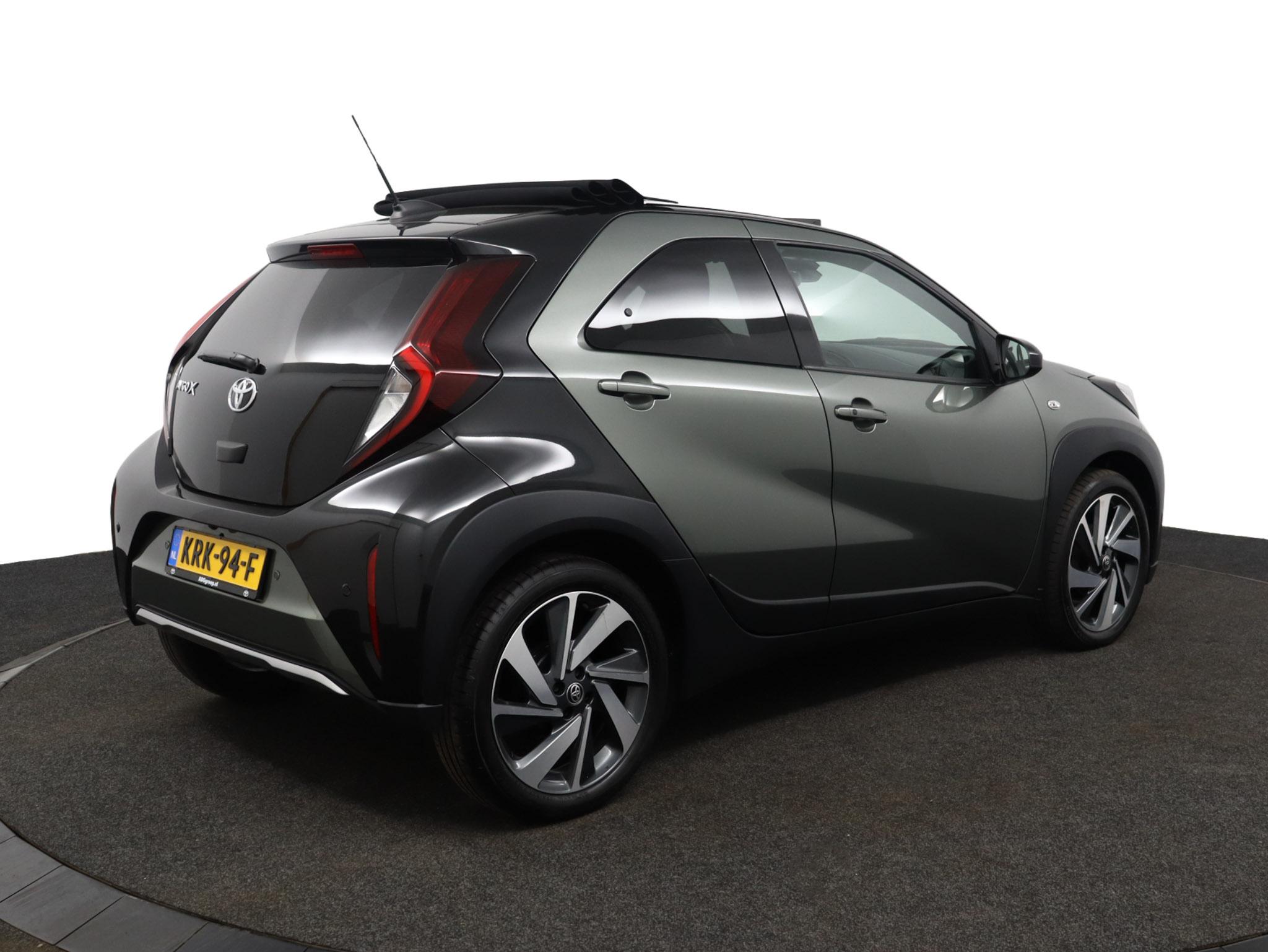 Toyota Aygo X 1.0 VVT-i S-CVT Premium - Afbeelding 2