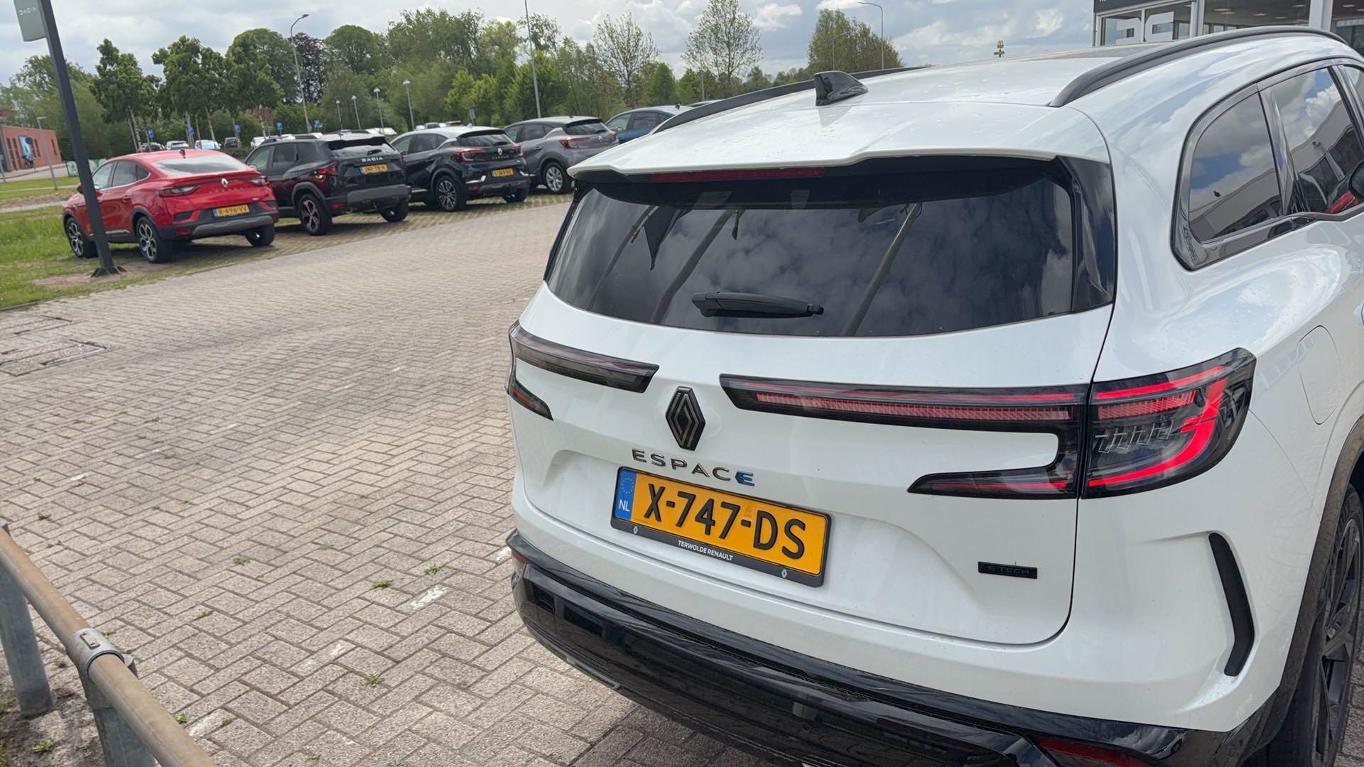 Renault Espace esprit Alpine E-Tech full hybrid 200 - Afbeelding 4