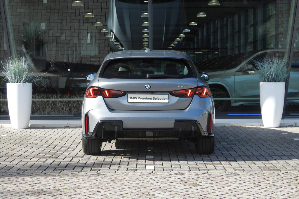 BMW 1 Serie 16
