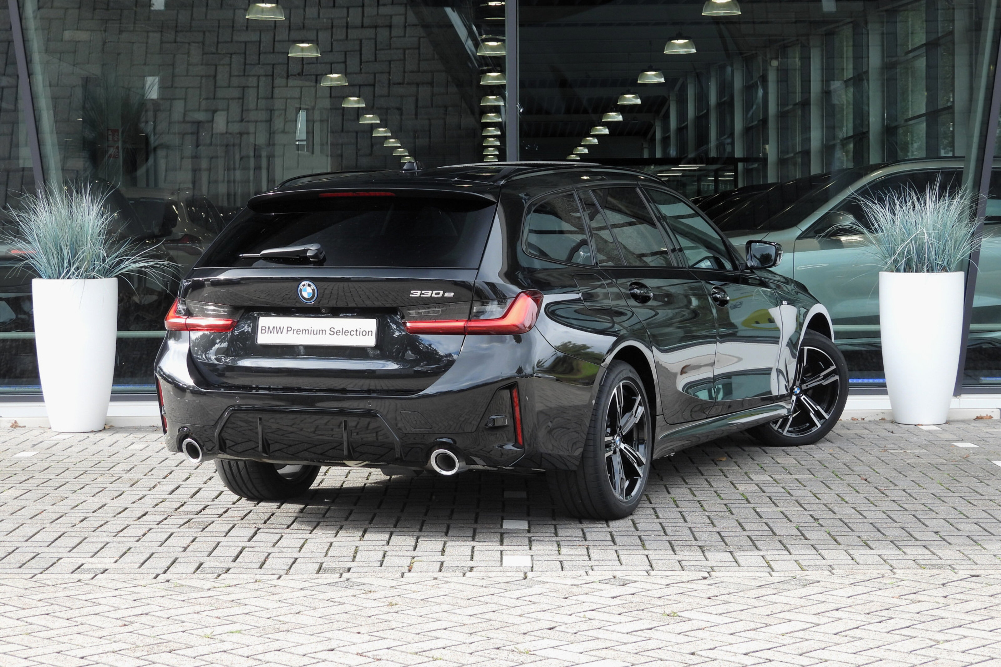 BMW 3 Serie Touring 330e M Sport Automaat