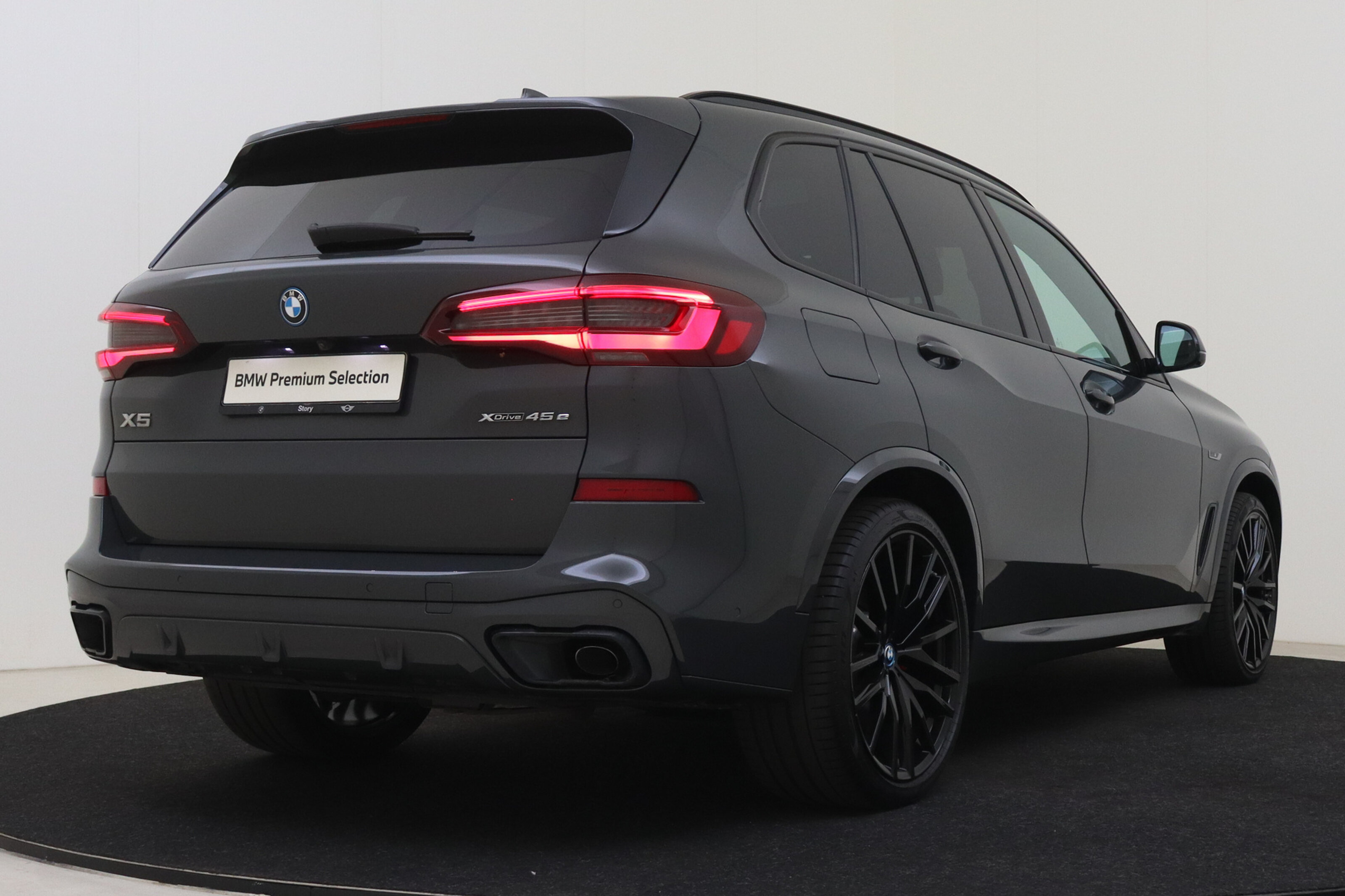 BMW X5 xDrive45e High Executive M Sport Automaat