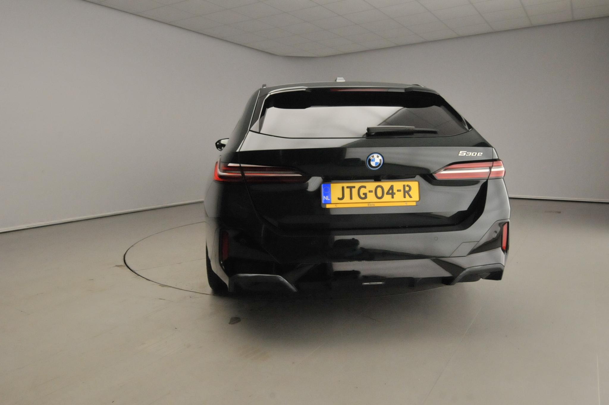 BMW 5 Serie Touring 530e - Afbeelding 3