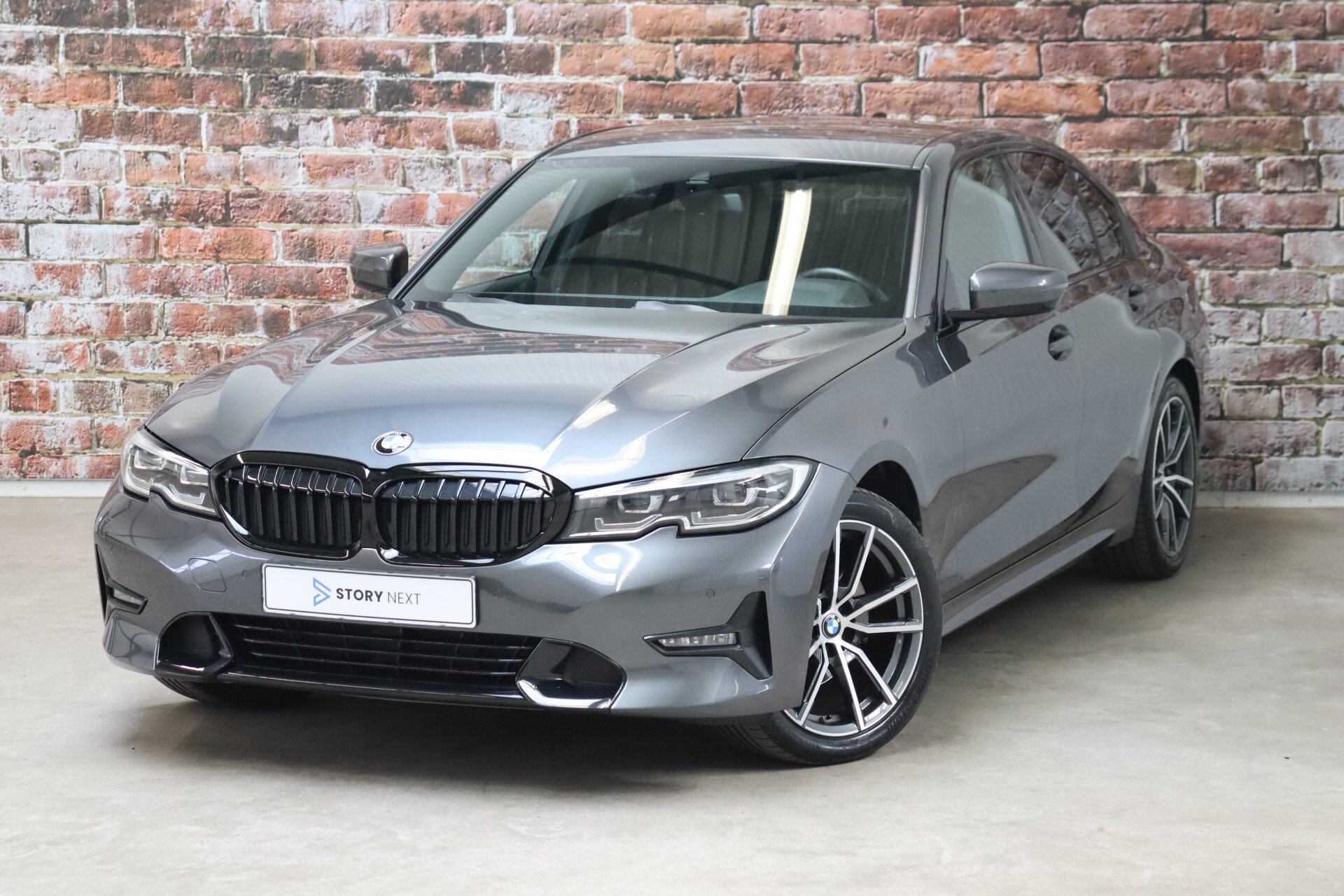 BMW 3 Serie Sedan 320i High Executive Sport Line Automaat