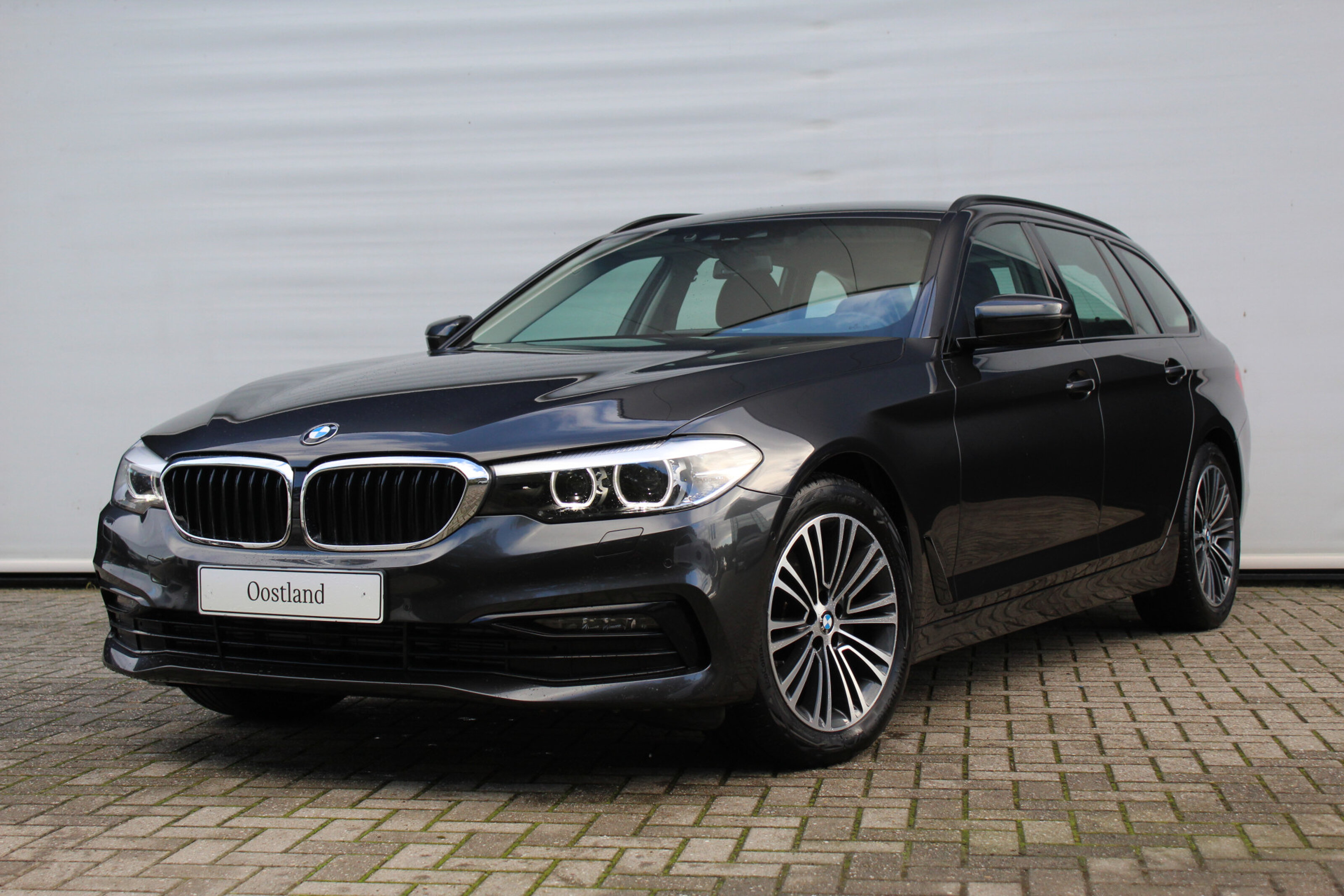 BMW 5 Serie Touring 520i Sport Line Automaat
