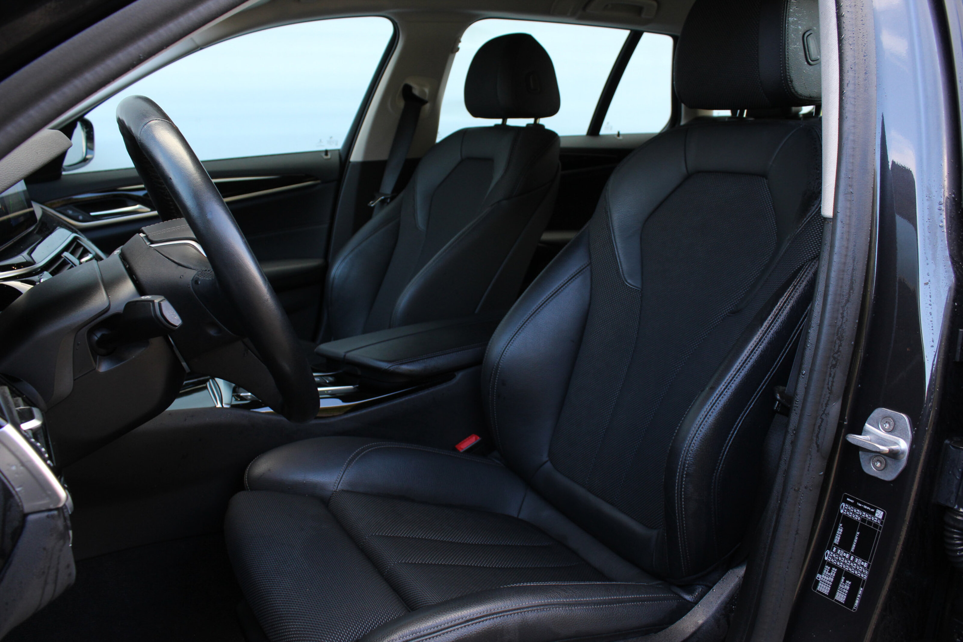 BMW 5 Serie Touring 520i Sport Line Automaat