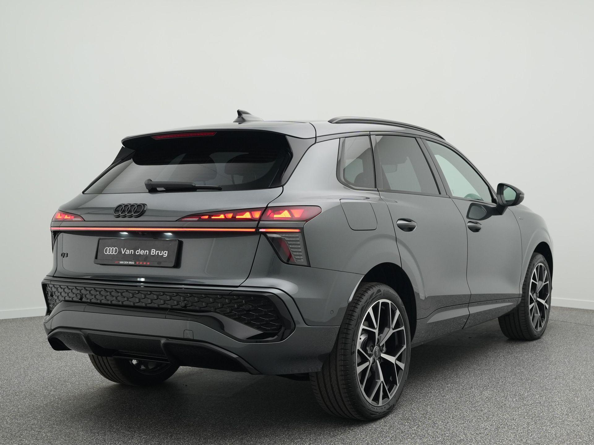 Audi Q3 1.5 e-hybrid S edition - Afbeelding 4