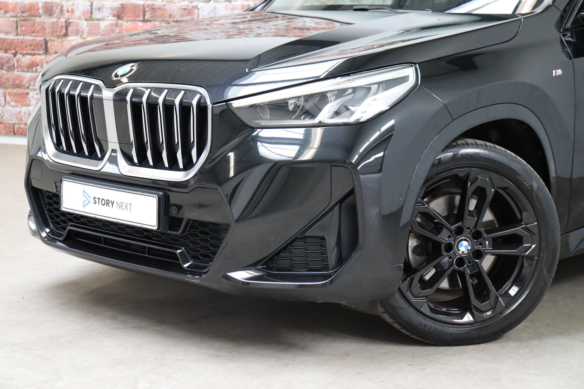 BMW X1 sDrive20i Executive M Sport Pakket Automaat - Afbeelding 2