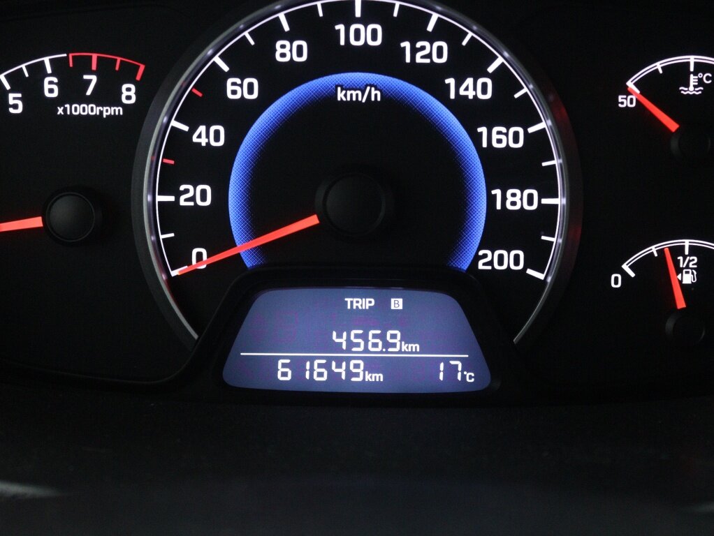 Hyundai i10 1.0i i-Motion Comfort+ | Fietsendrager Thule | All season | Climate control - Afbeelding 4
