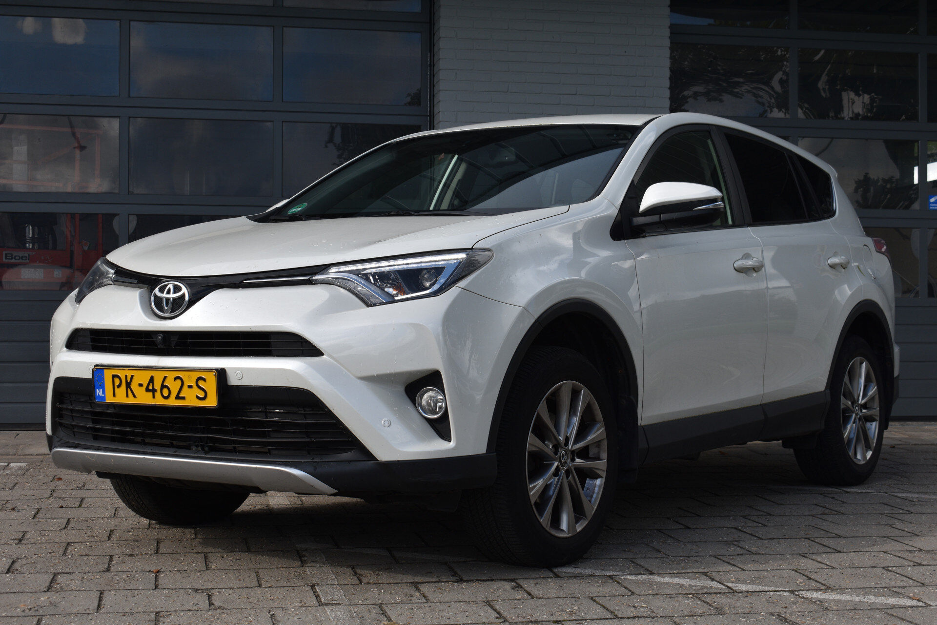 Toyota RAV4 2.0 VVT-i AWD Executive Business Limited Automaat 152pk