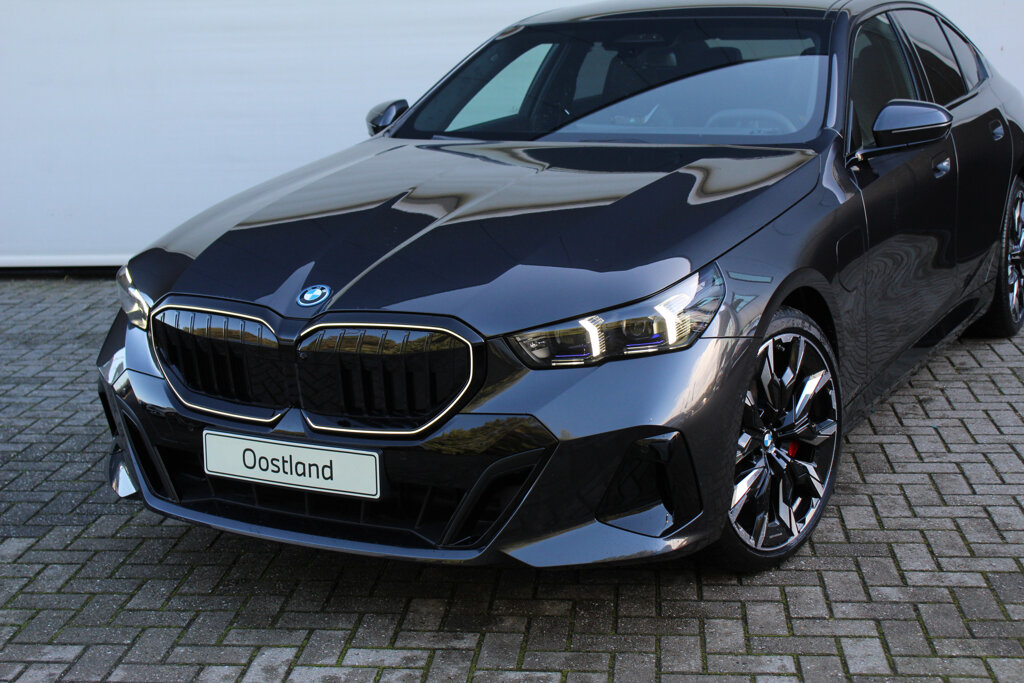 BMW 5 Serie 8