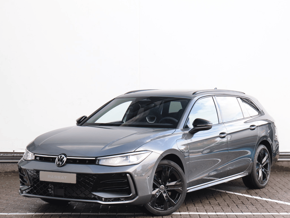 Volkswagen Passat Variant 1.5 eHybrid R-Line Edition - Afbeelding 1