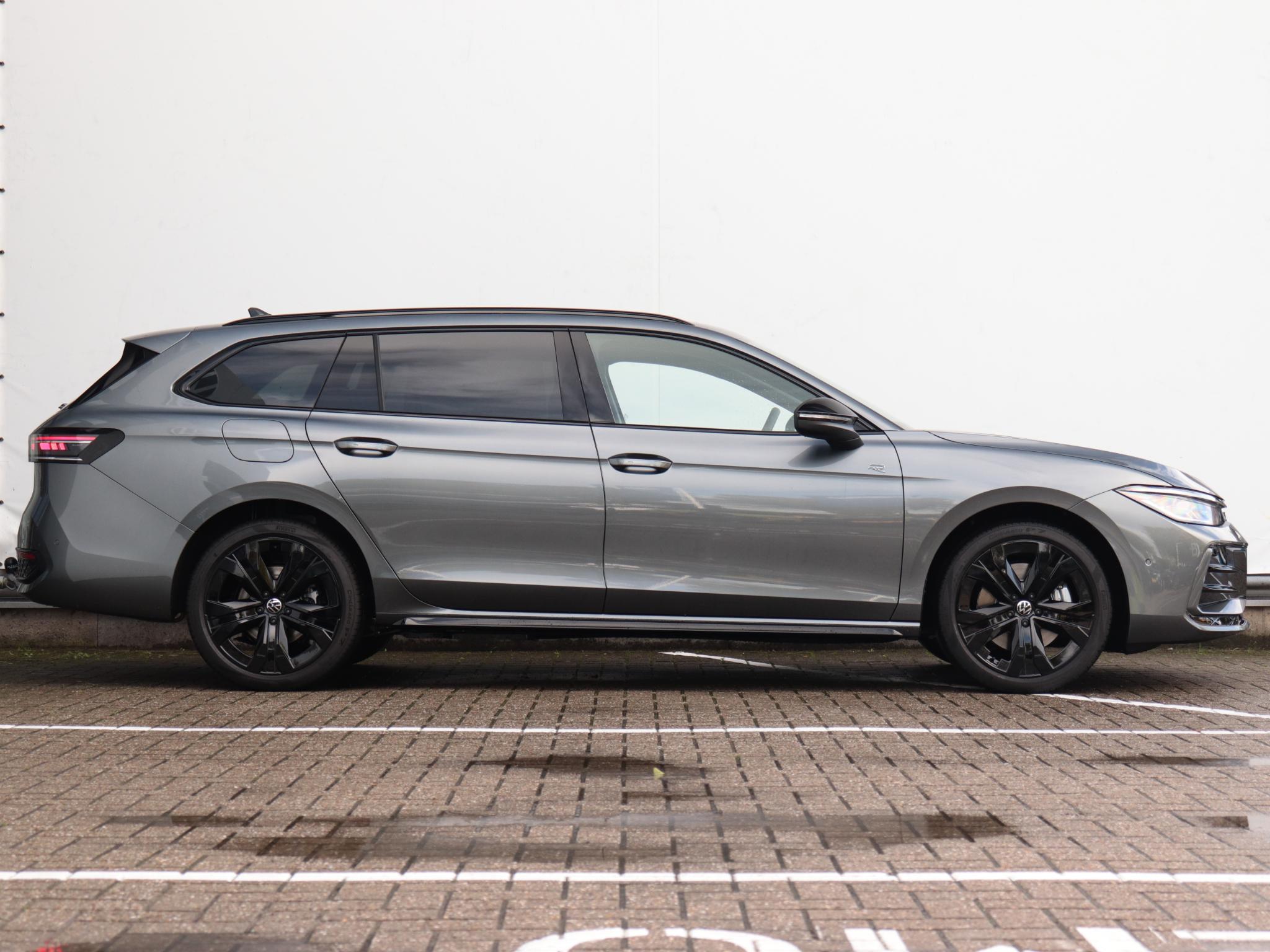 Volkswagen Passat Variant 1.5 eHybrid R-Line Edition