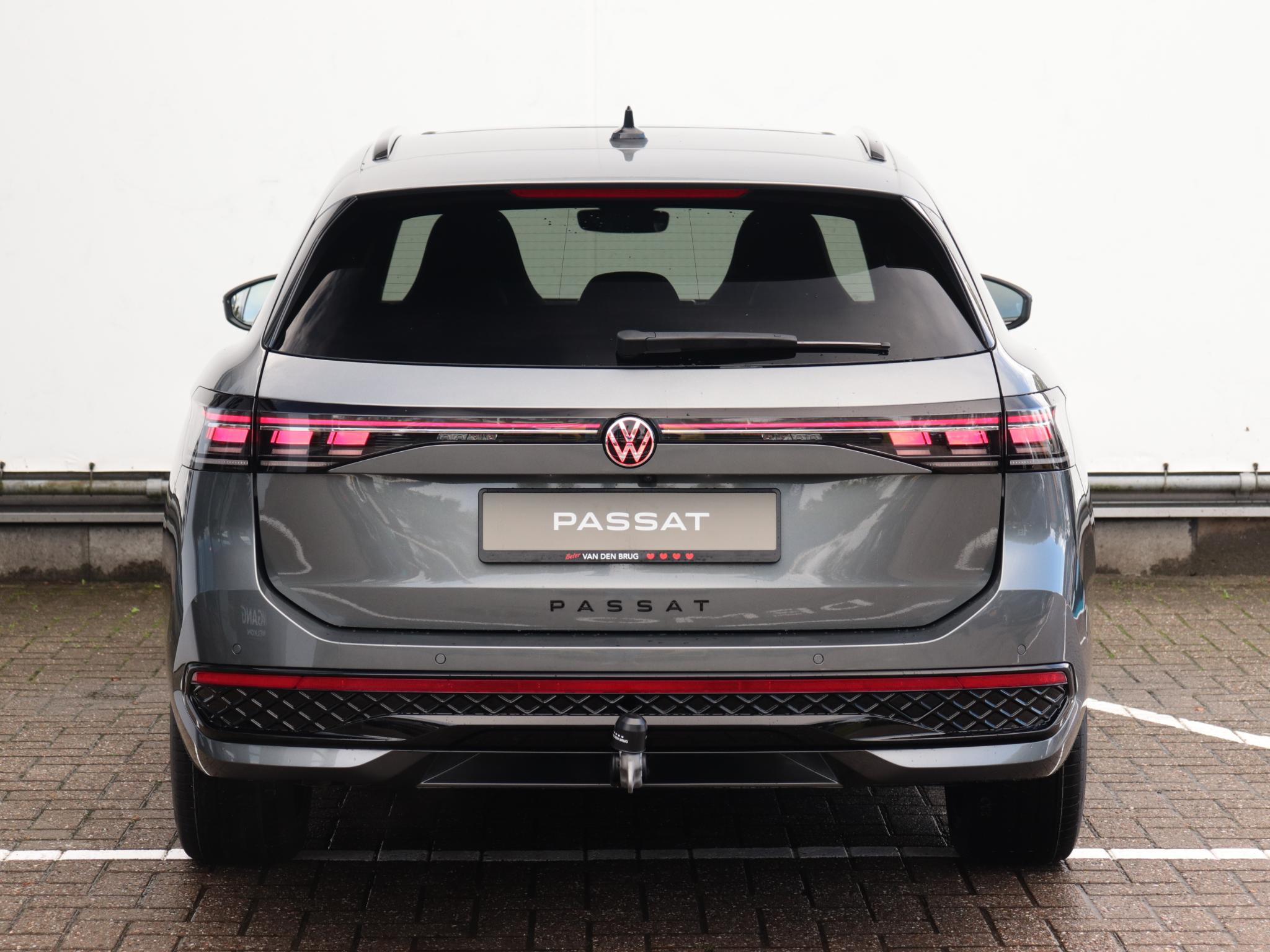Volkswagen Passat Variant 1.5 eHybrid R-Line Edition - Afbeelding 5