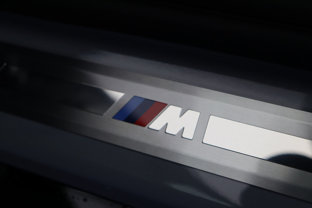 BMW i5 13
