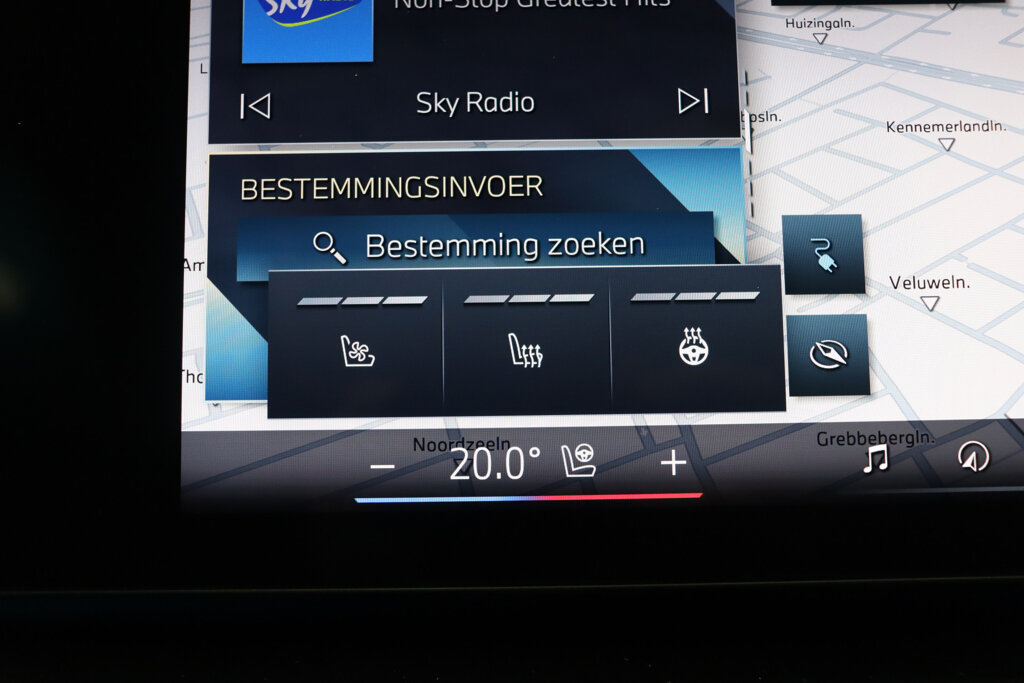 BMW i5 24
